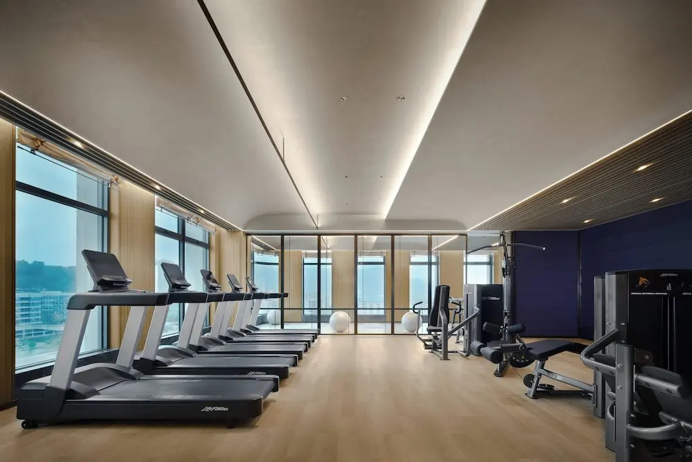 HUALUXE Chongqing Science Hall by IHG