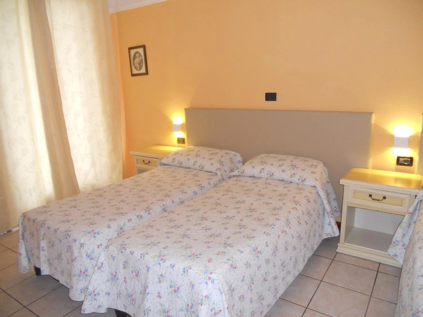 Photo - Hotel Salus