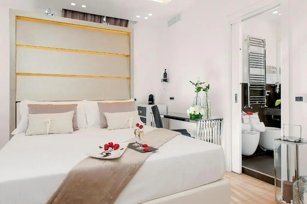 Photo - Vatican Style