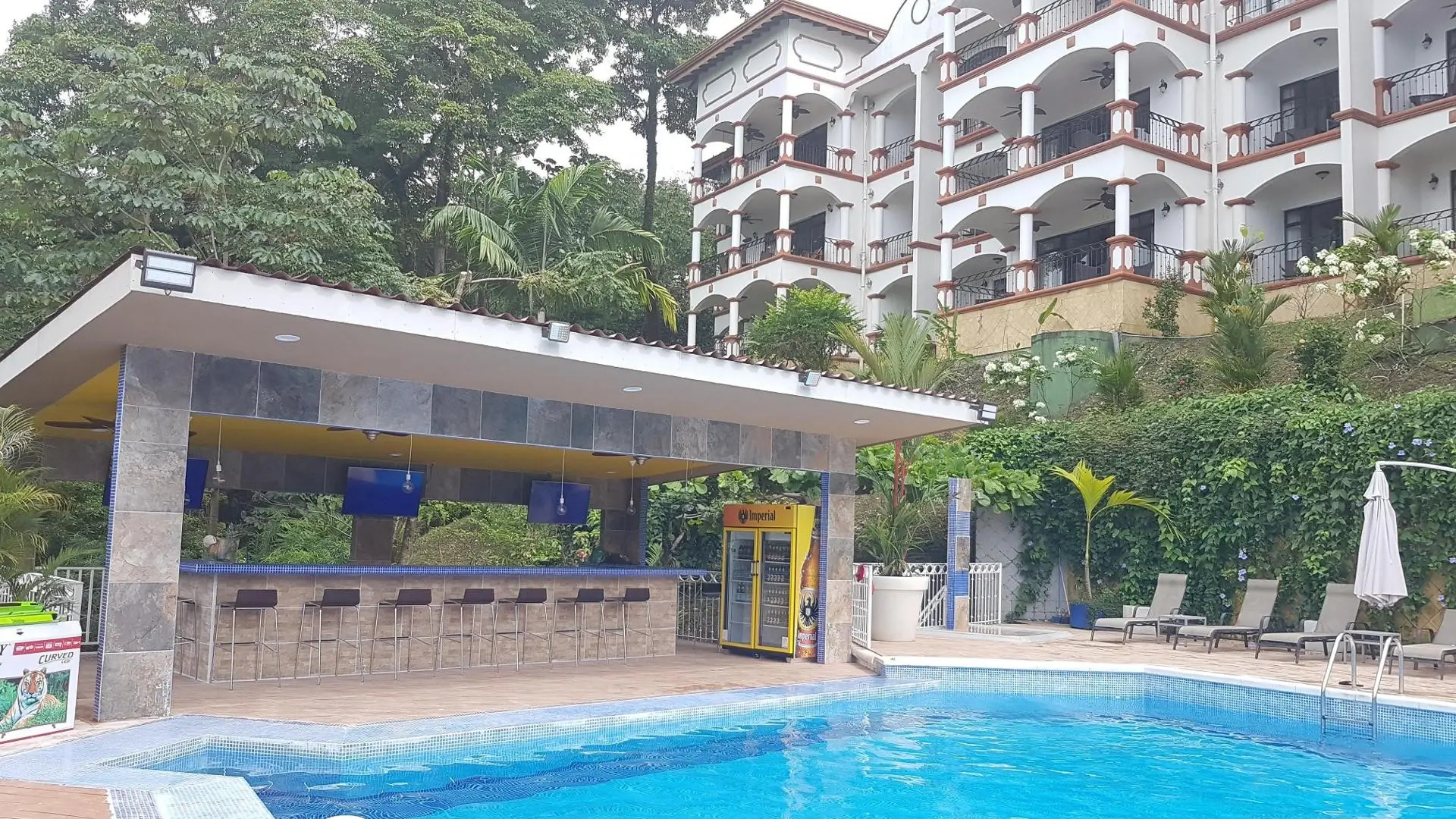 Photo - Shana by the Beach Manuel Antonio