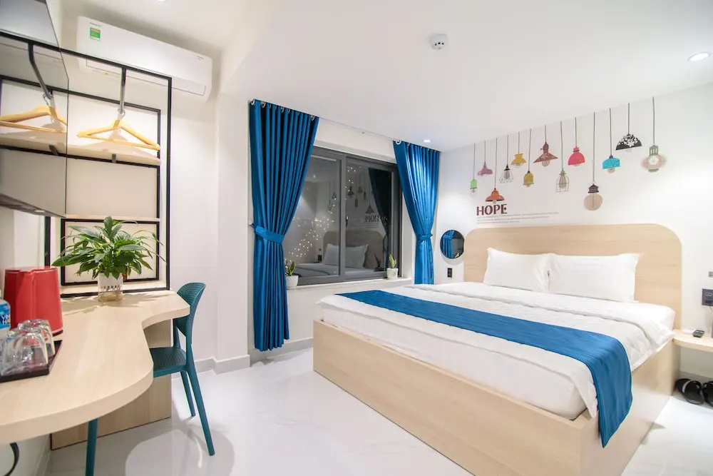 Photo - Bin Bin Hotel 11- Near Island Diamond
