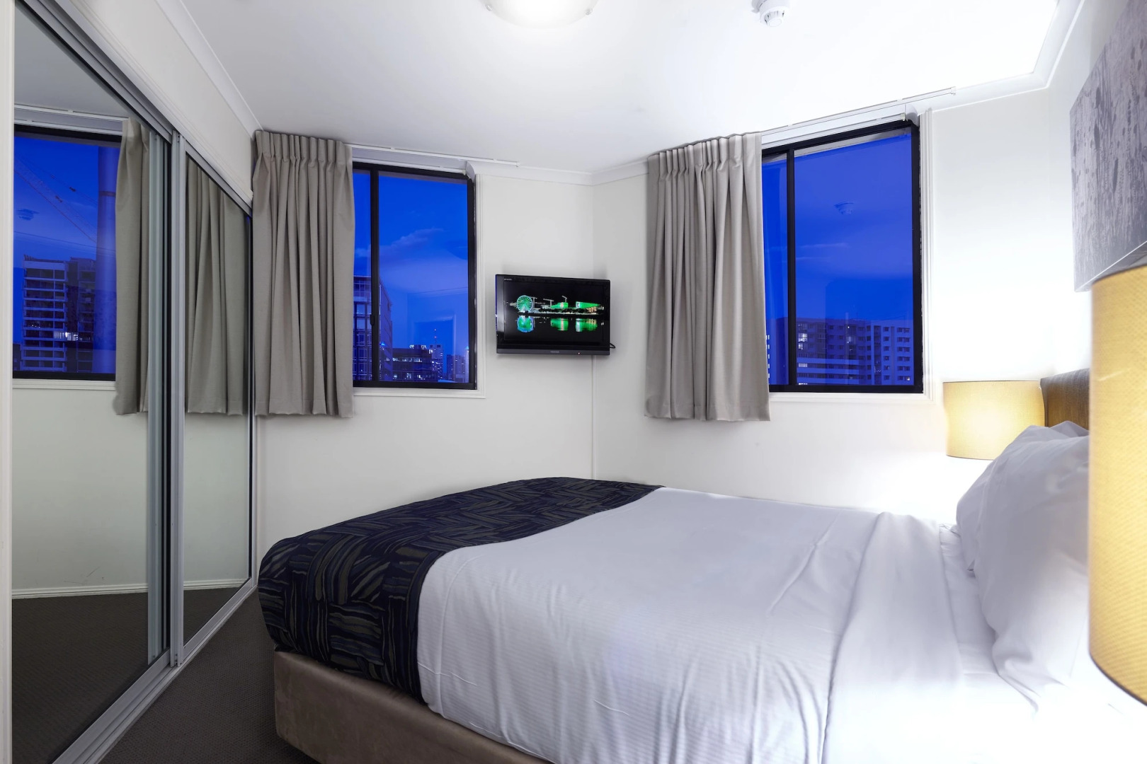 Photo - West End Central Apartments