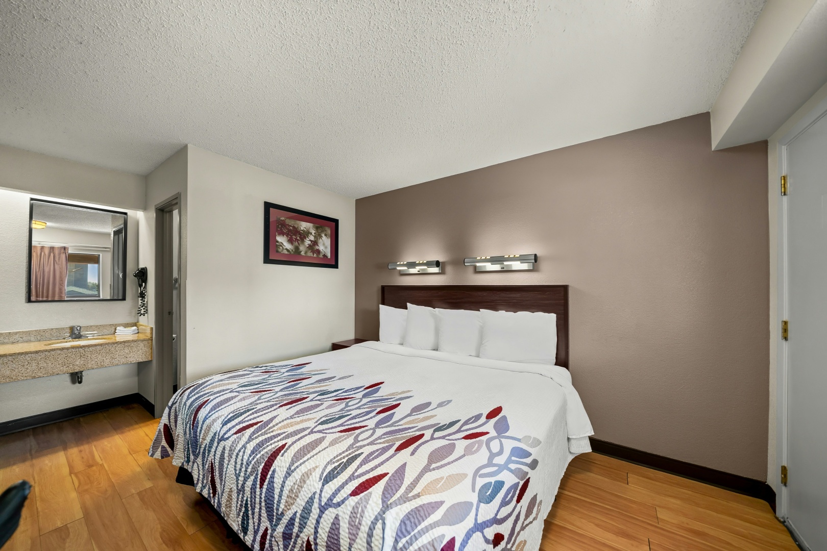 Photo - Red Roof Inn Dallas - DFW Airport North