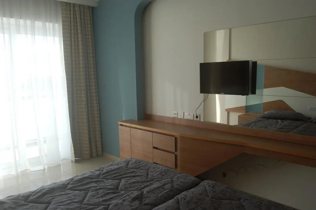 Foto - Water's Edge Hotel