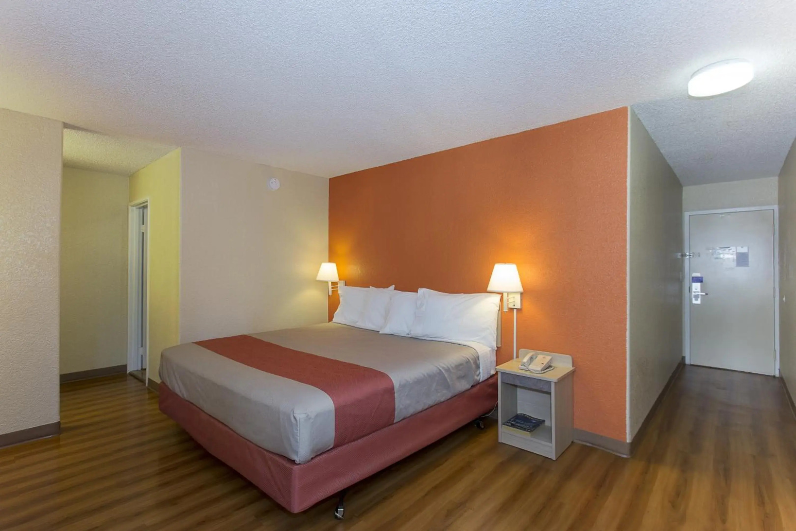 Photo - Cathedral Hill Hotel