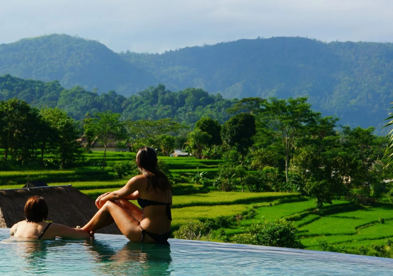 Foto - Samanvaya - Adults Only