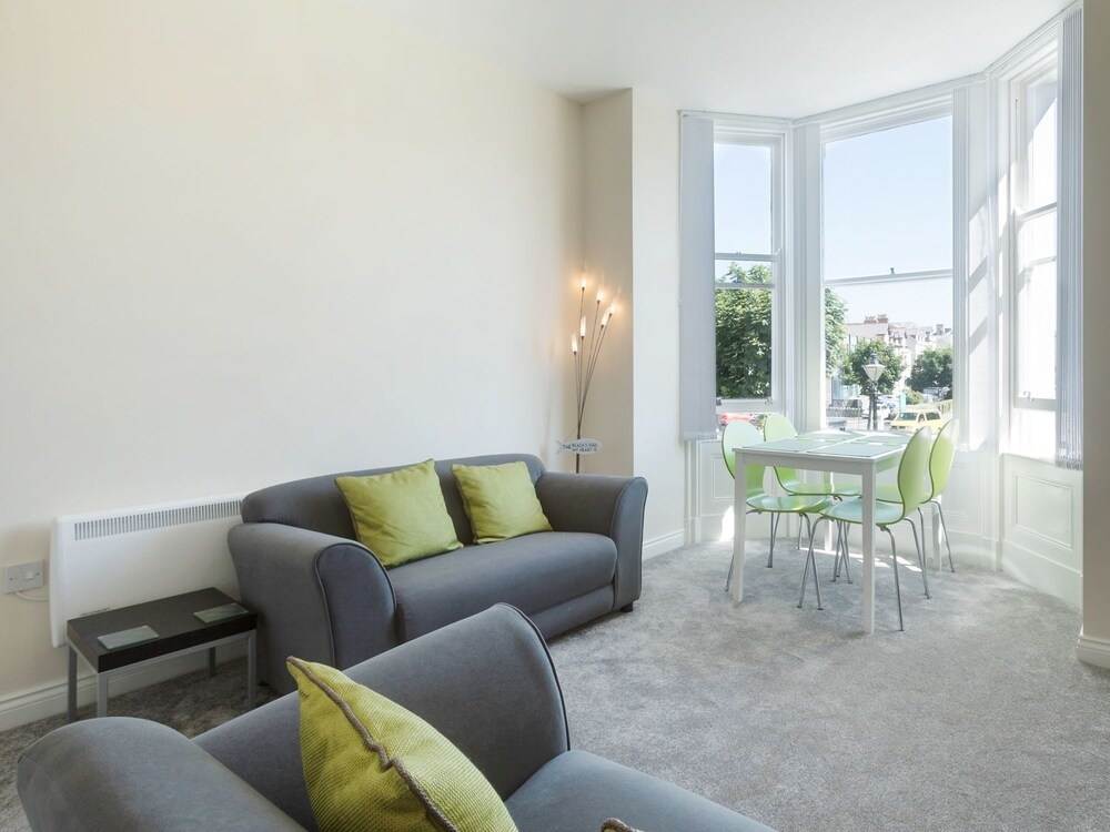 Apartment 3, 6 St Anns Apartments