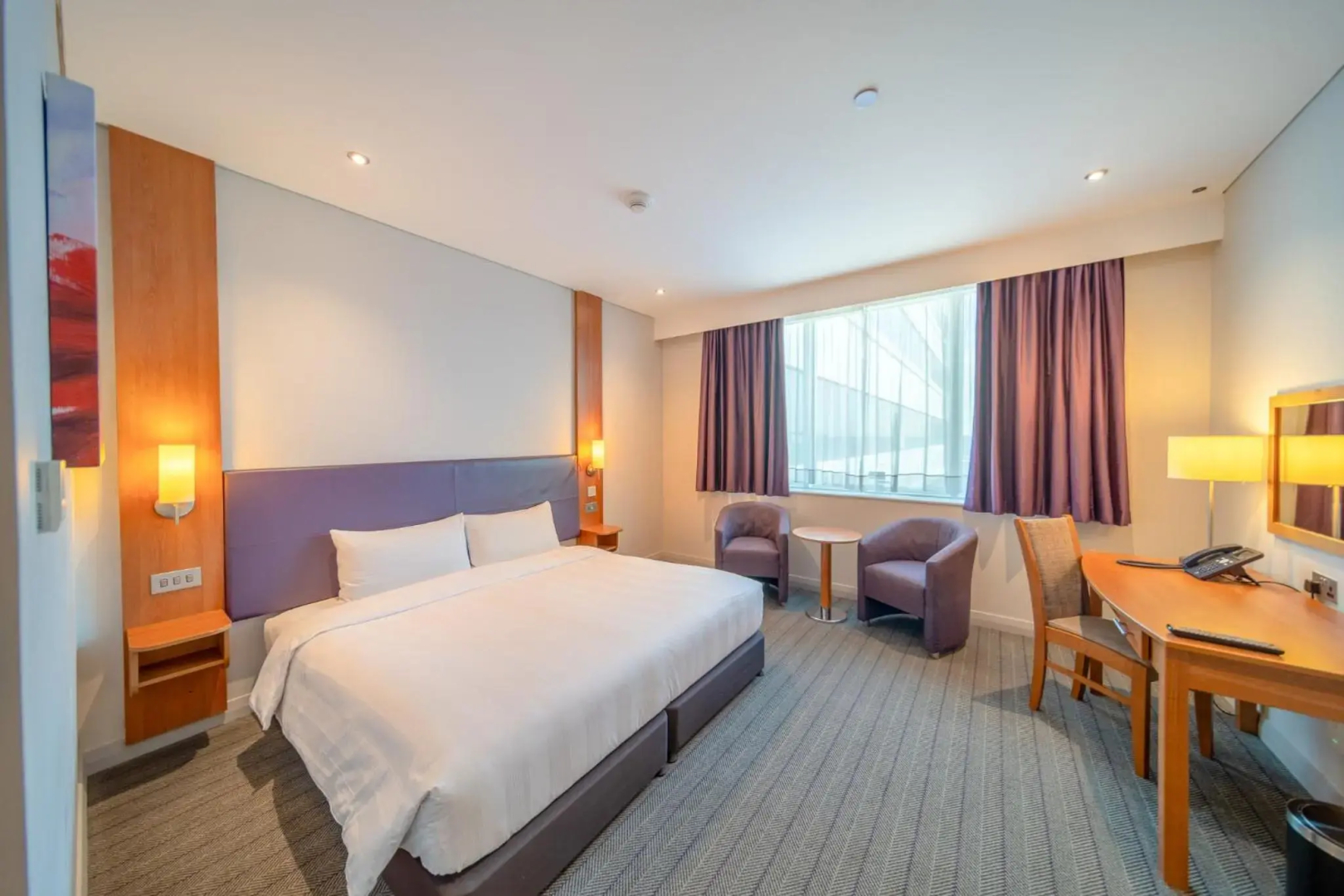 Photo - Premier Inn Abu Dhabi Airport Business Park