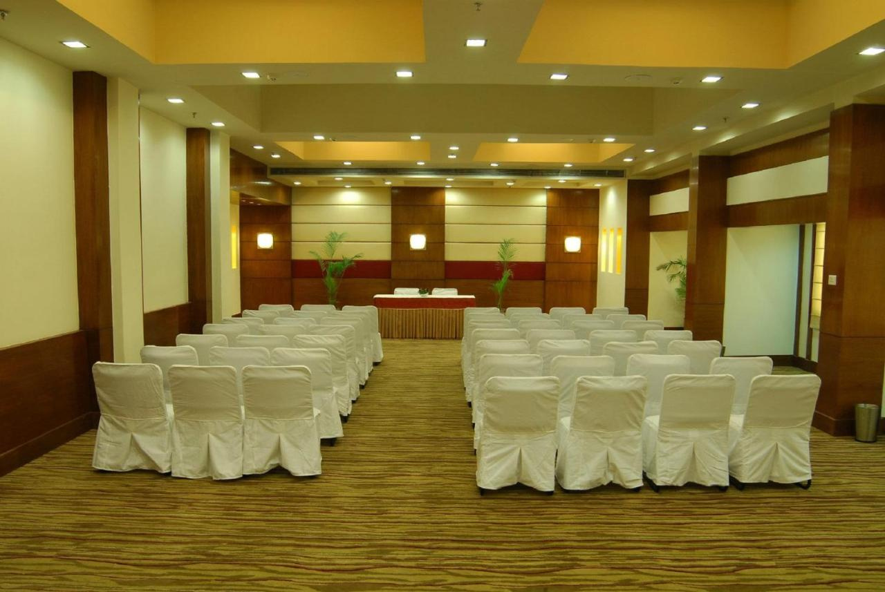 Photo - Golden Tulip Lucknow