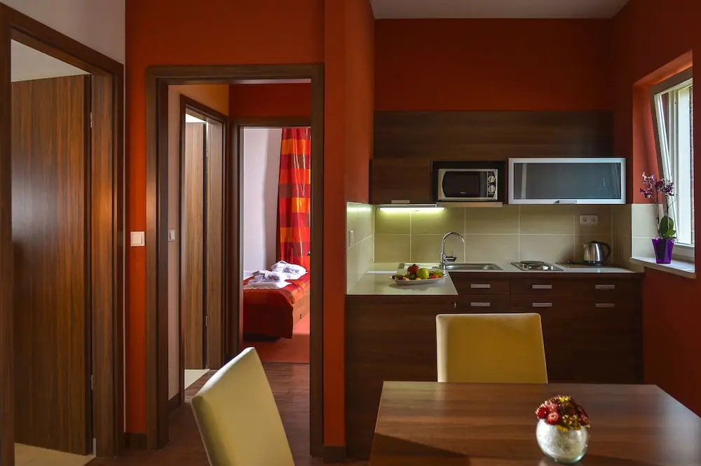 Photo - Royal Club Hotel