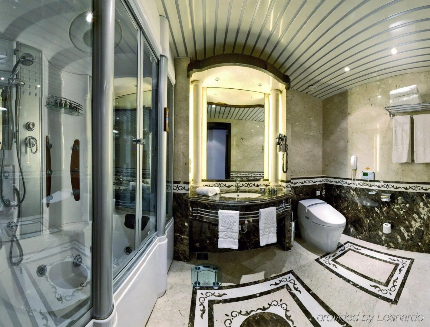 Foto - Sonesta St. George Hotel - Convention Center