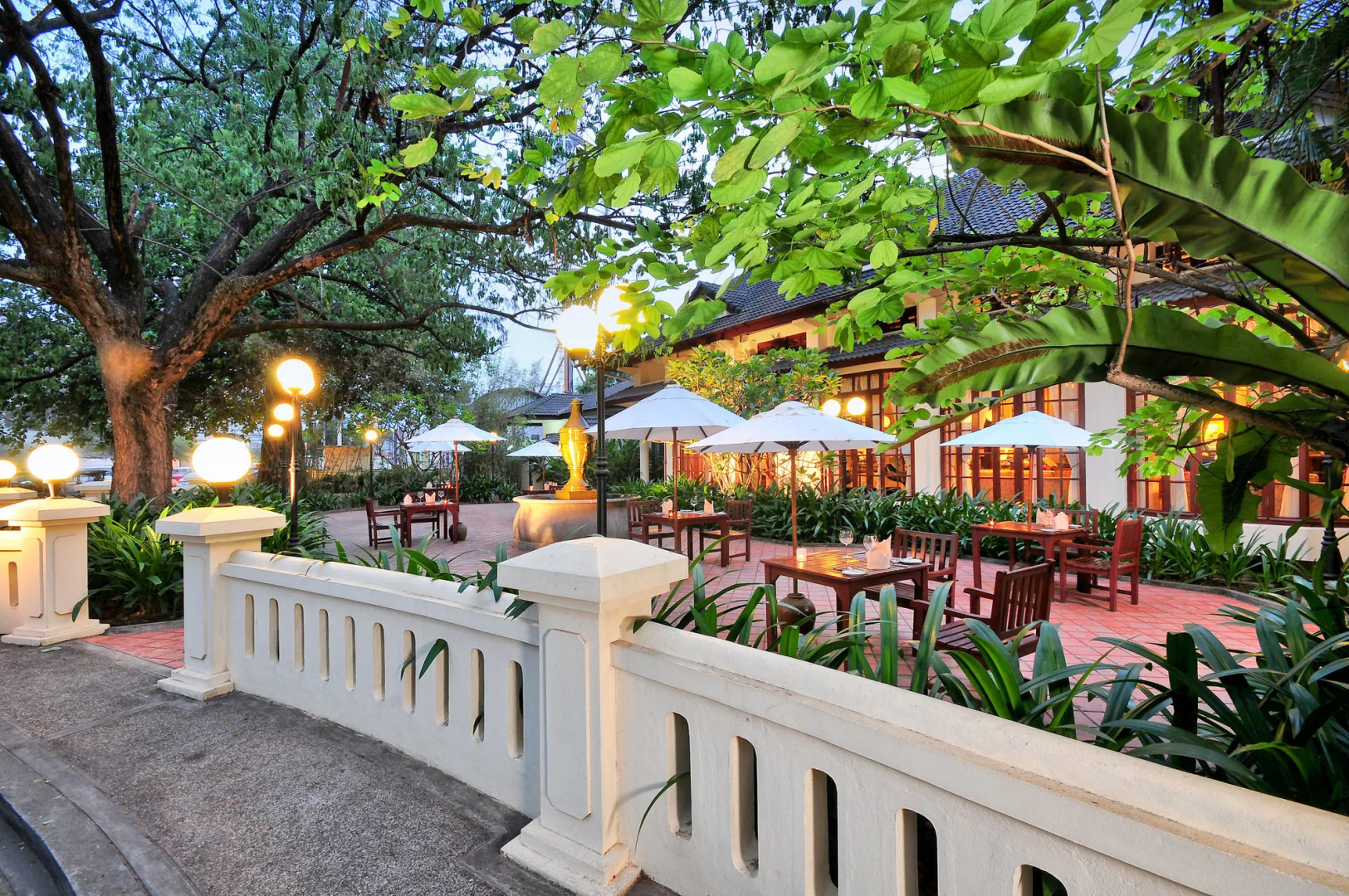 Photo - Settha Palace Hotel