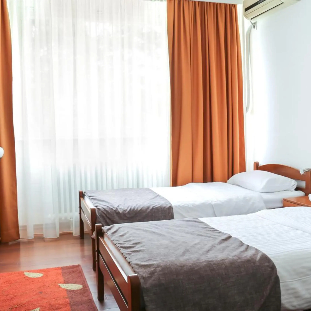 Foto - Hotel Srbija-FREE PARKING
