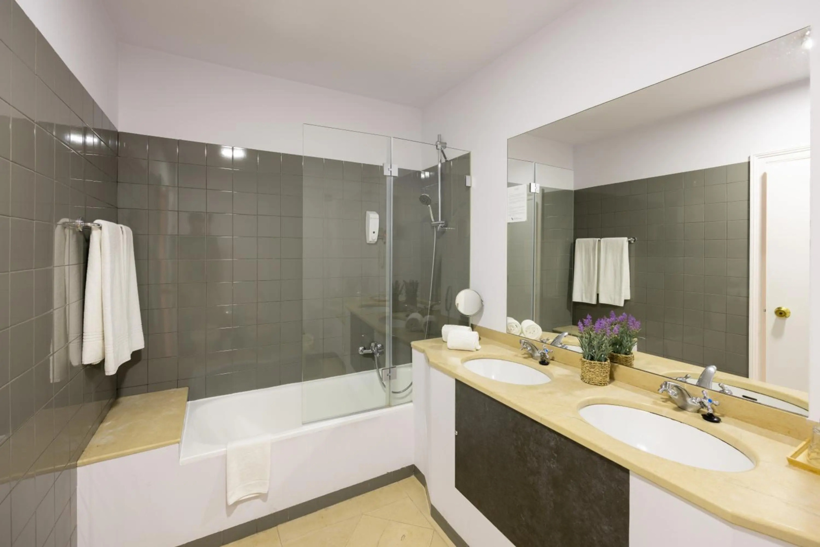 Photo - Clube do Lago Hotel