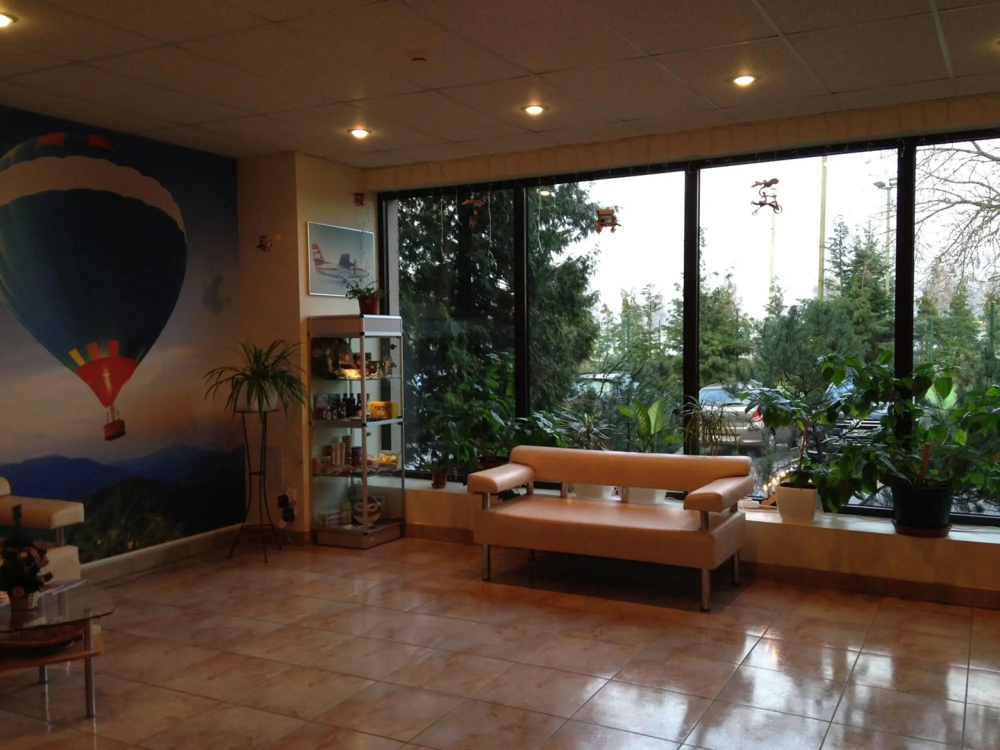 Photo - Sky High Hotel Airport 200 meters from the terminal