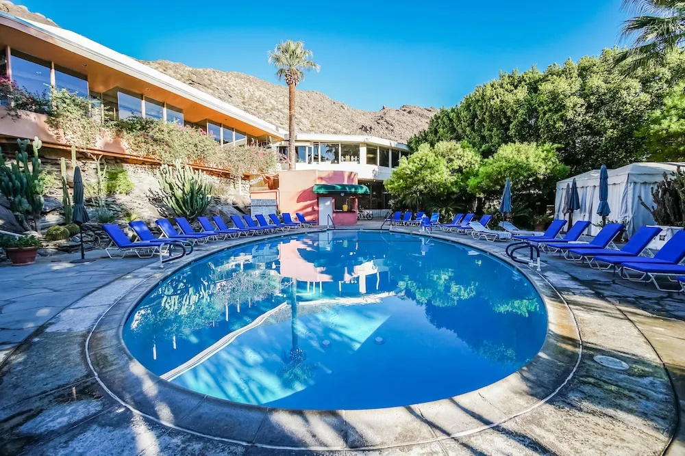 Photo - Palm Springs Tennis Club
