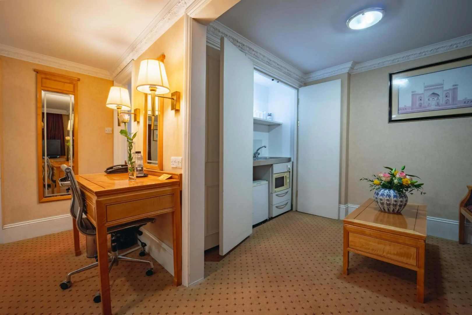 Photo - Grange Buckingham Hotel