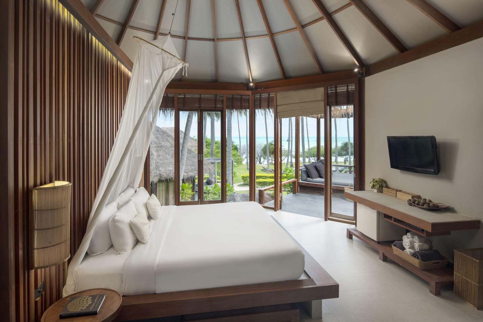 Haadtien Beach Resort