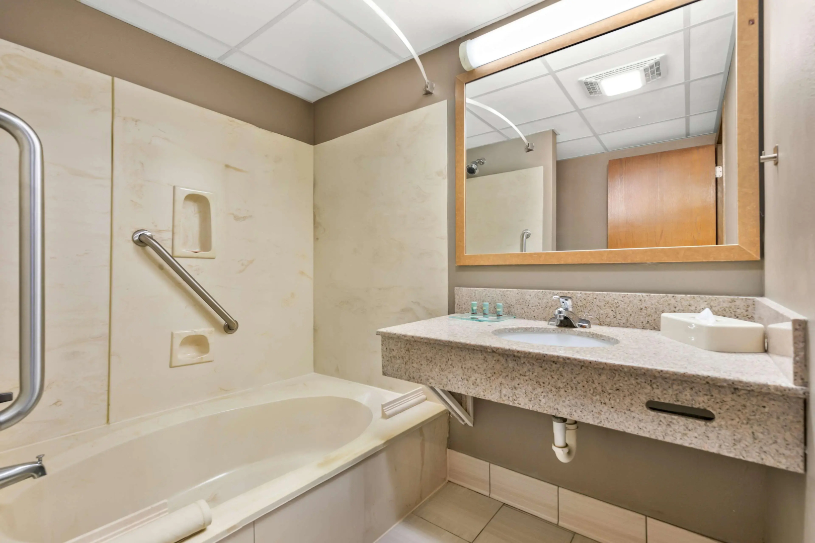 Foto - Best Western West Towne Suites