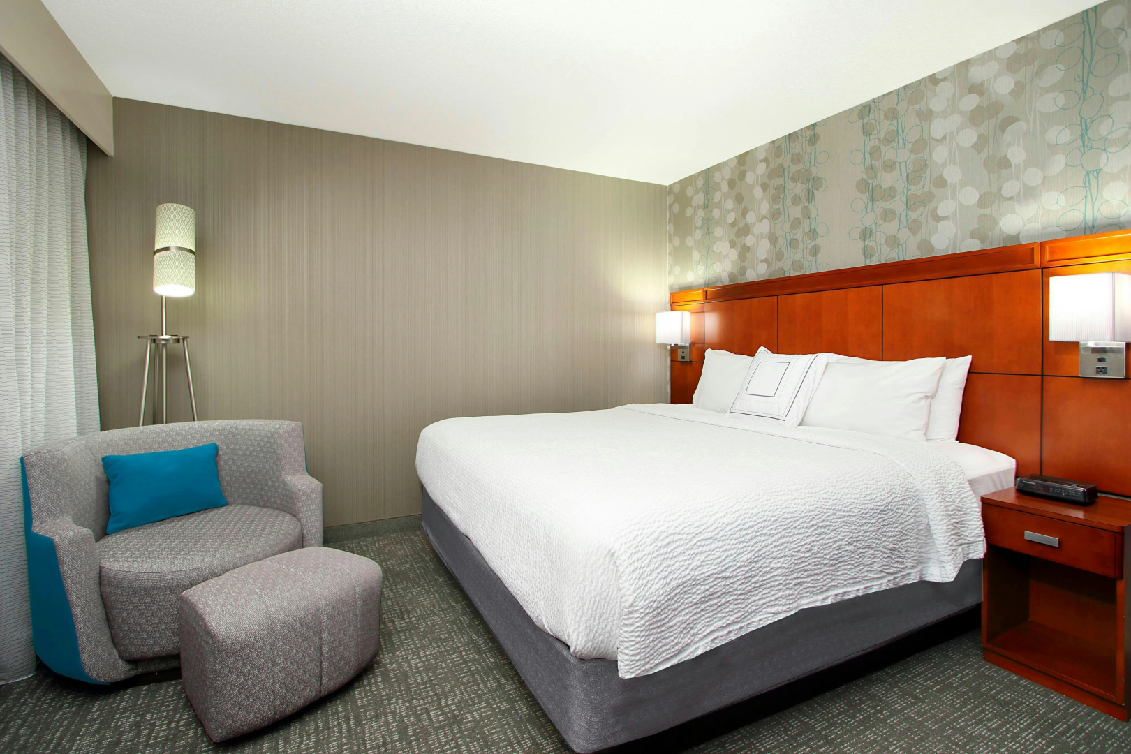 Photo - Courtyard by Marriott Oakland Downtown