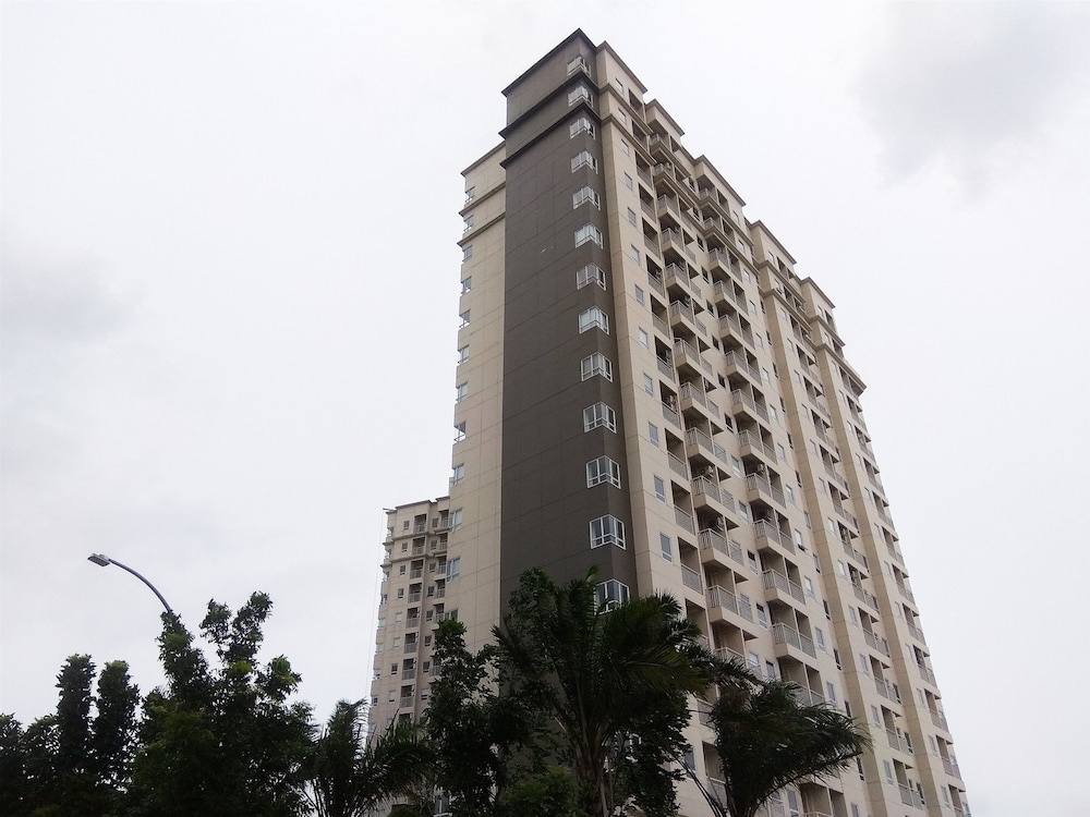 Modern and Comfy Studio @ Mustika Golf Apartment