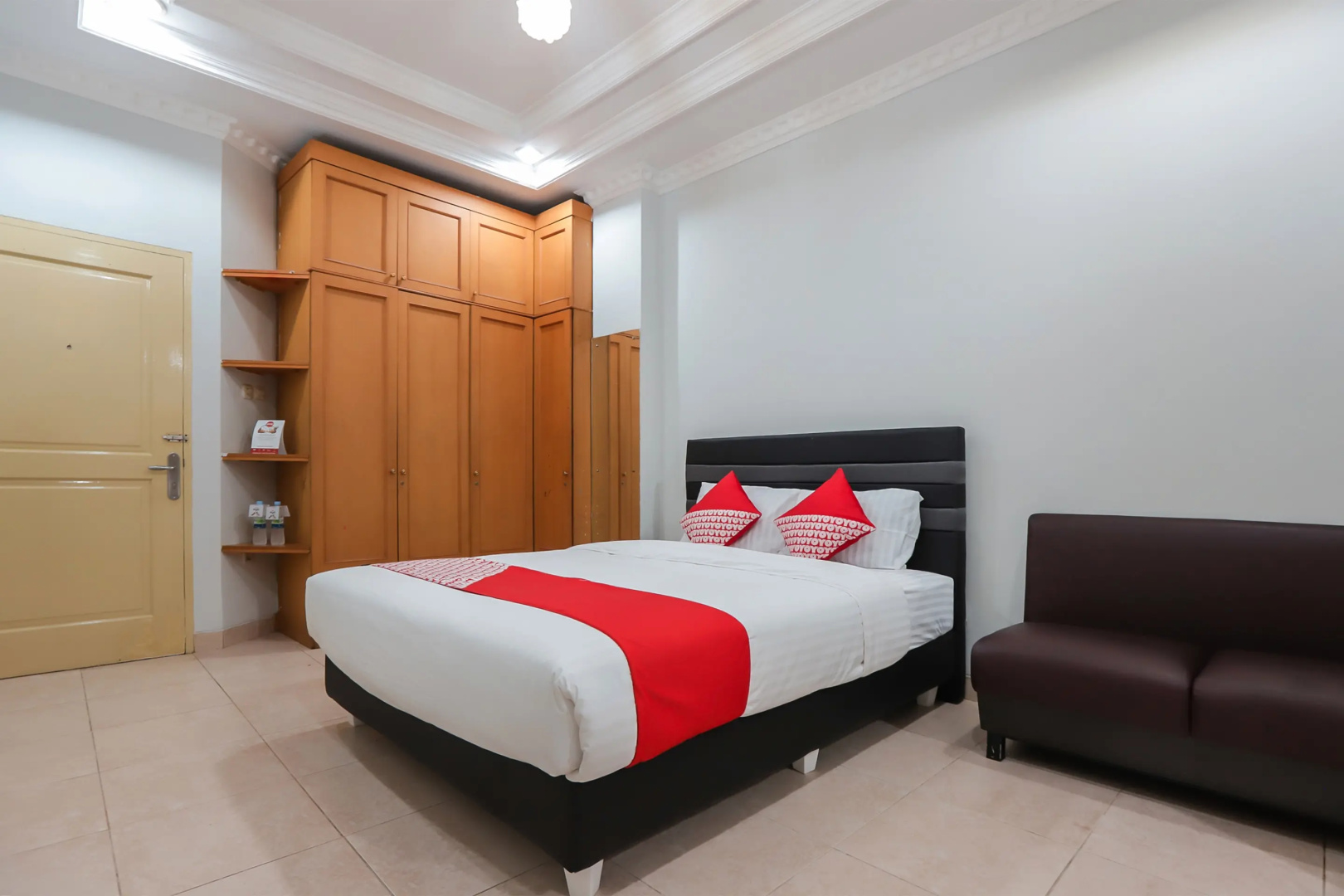 Photo - Collection O Mangga Besar Near Lokasari Square Formerly 45 Residence