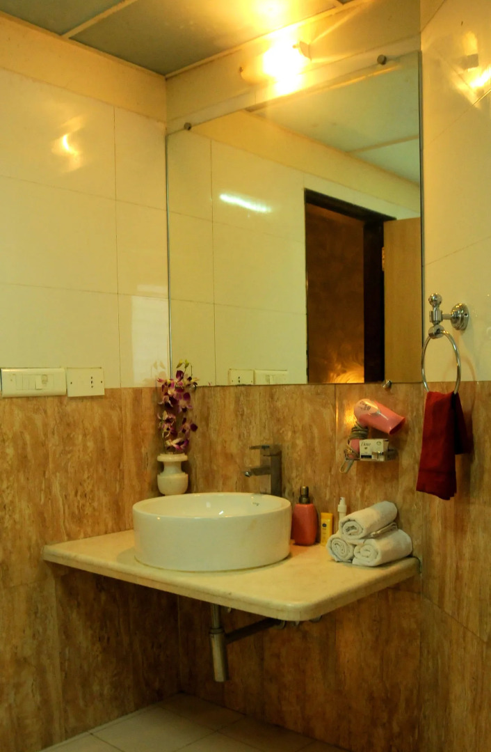 Photo - Hotel Madhav International Pune Railway Station