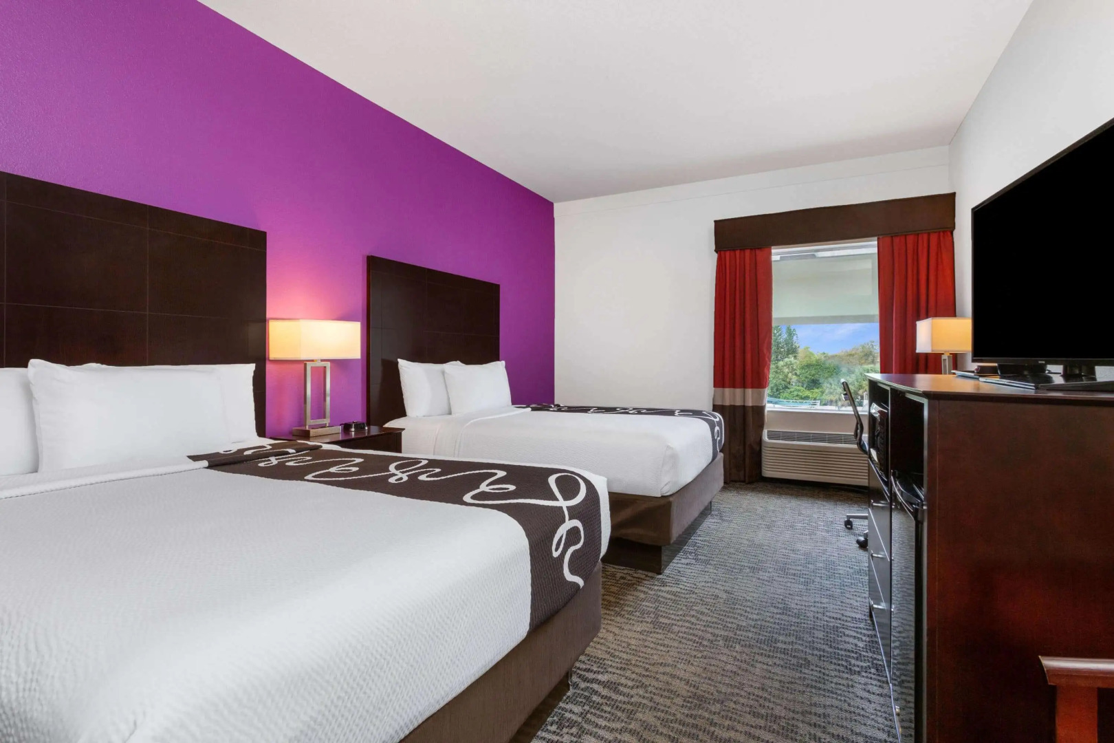 Photo - La Quinta by Wyndham Tampa Bay Area-Tampa South