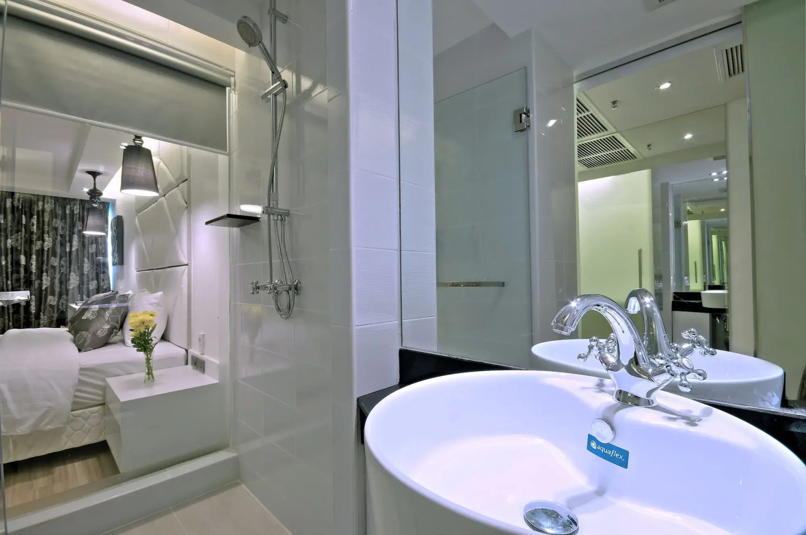 Photo - Sukhumvit Suites Hotel