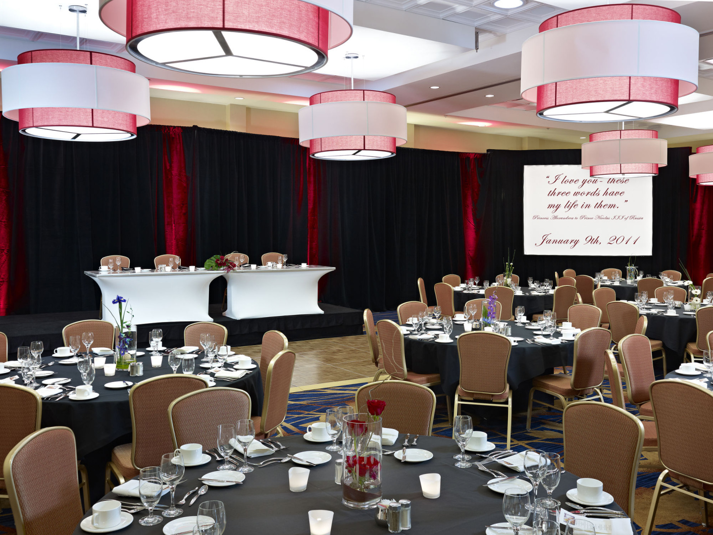 Photo - Courtyard by Marriott Edmonton West