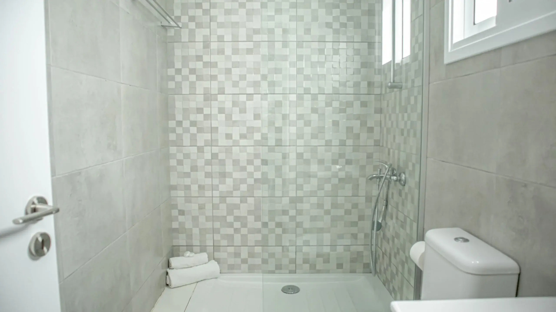 Photo - Windmills Hotel Apartments