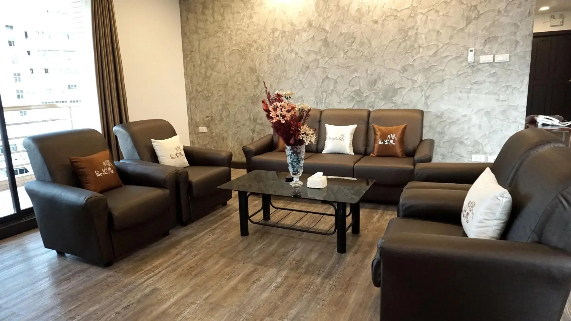 Foto - Boutique Poo-Yai Lee