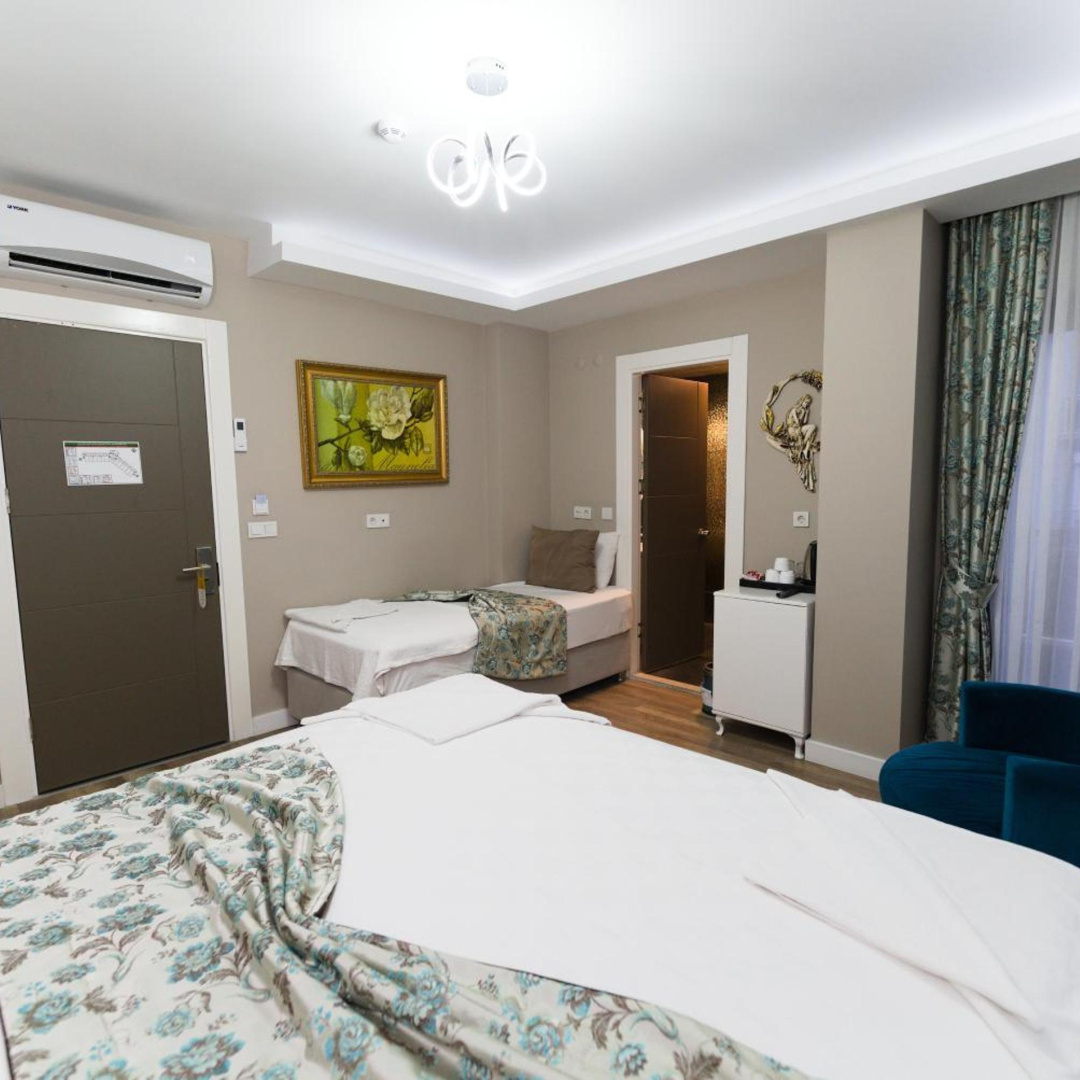 Photo - Microyal Hotel
