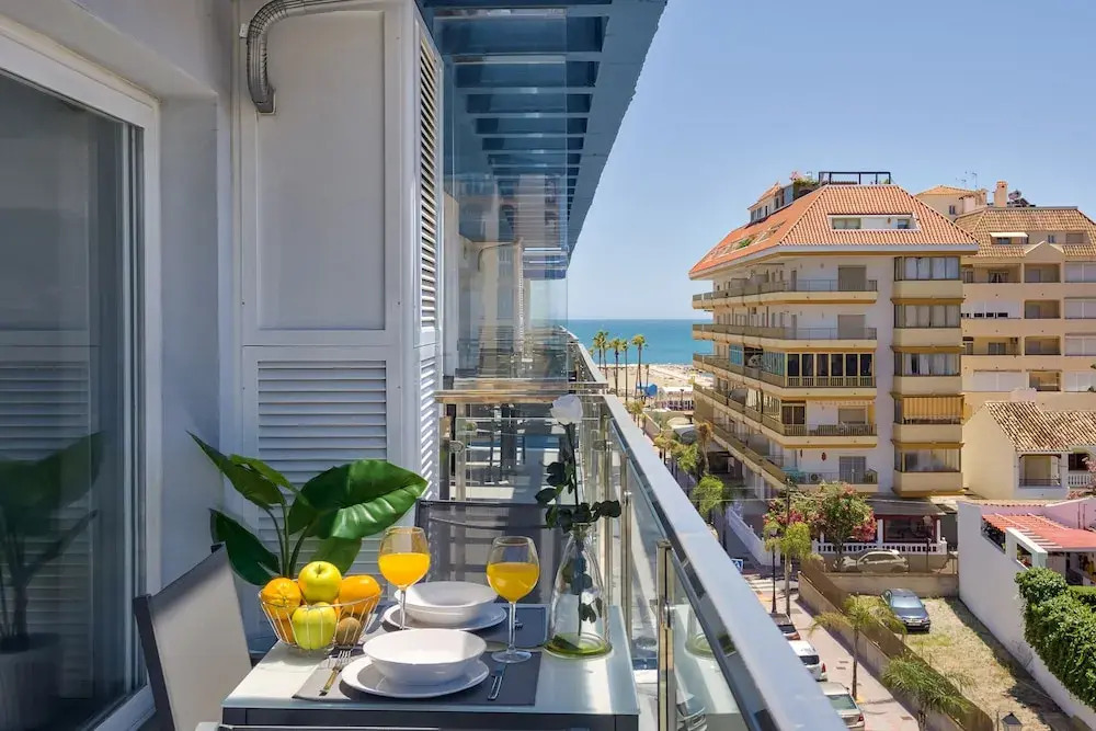 Photo - Sur Suites La Dorada, centricos soleados a pocos metros de la Playa y con Parking Opcional