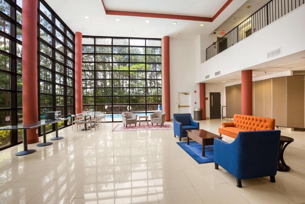 Foto - Budgetel Inns & Suites - Atlanta Galleria Stadium