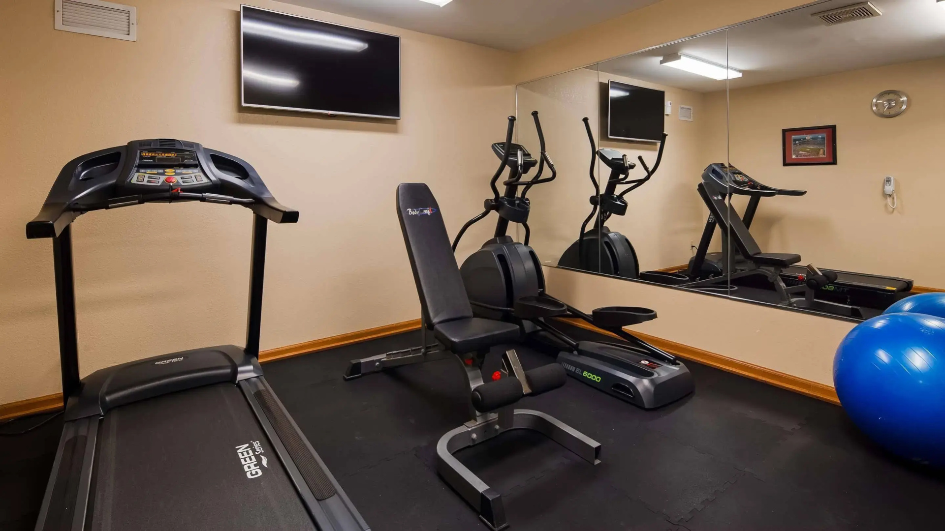 Photo - Best Western Columbus Airport
