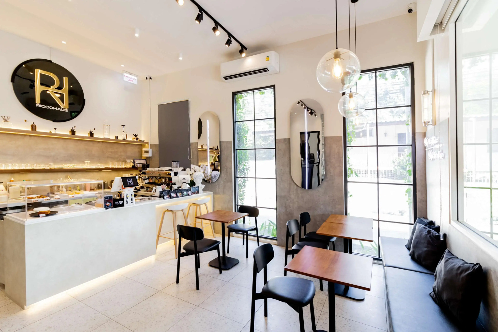 Foto - SureStay by Best Western Iconic Ari-Jatujak