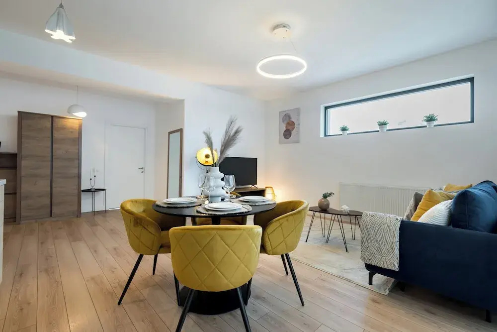 Photo - Uphome Suites