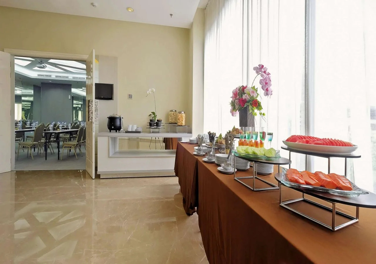 Photo - Brits Hotel Puri Indah