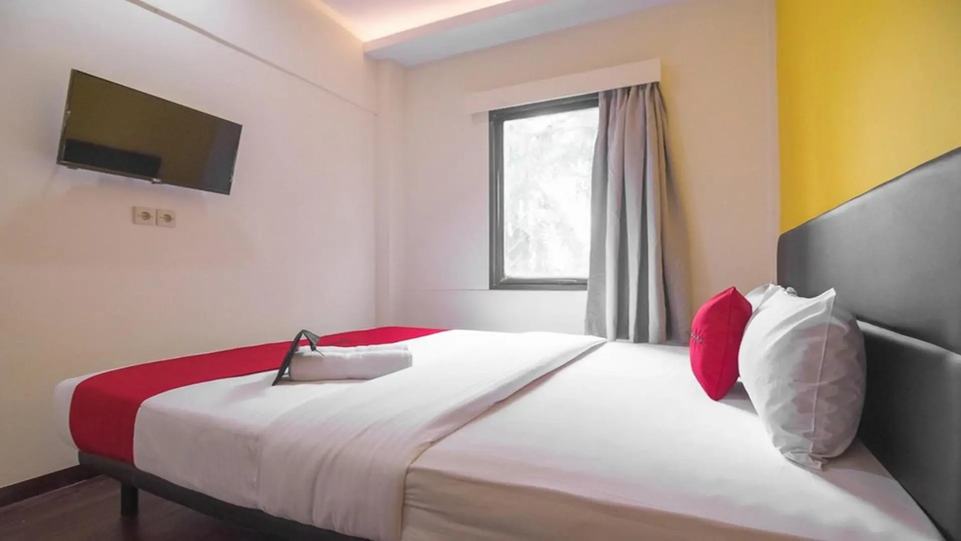 Foto - RedDoorz near ITC Mangga Dua