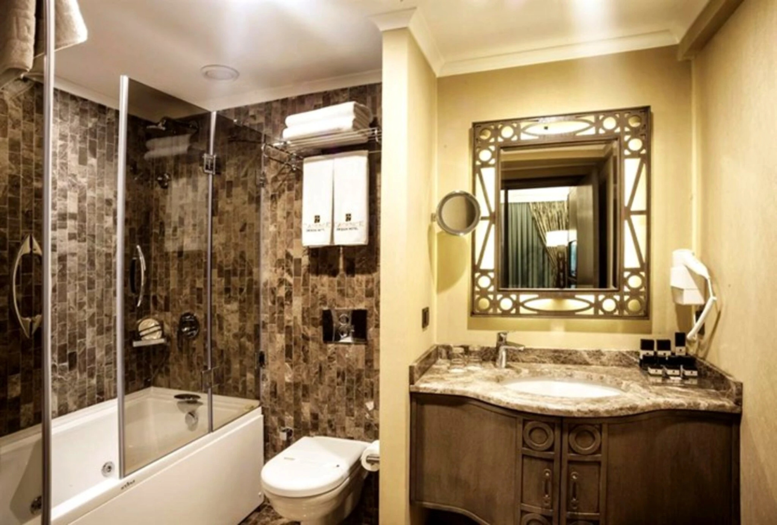 Photo - Cadence Design Hotel