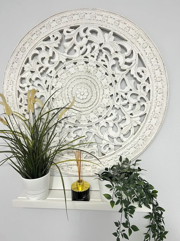 Photo - Sunny Rooms Mascot