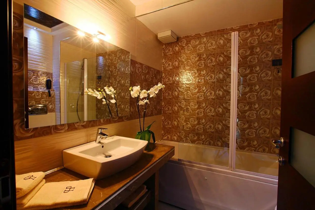 Photo - Hotel Partner