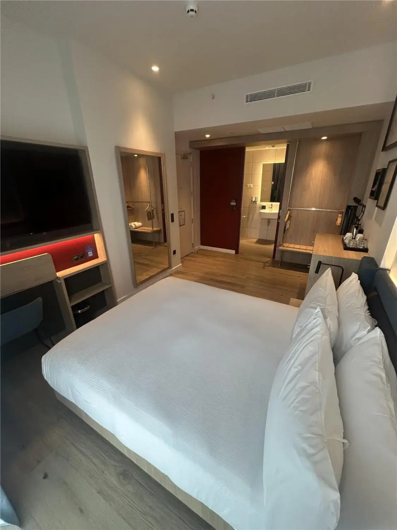 Photo - Hampton by Hilton Barcelona Fira Gran Via