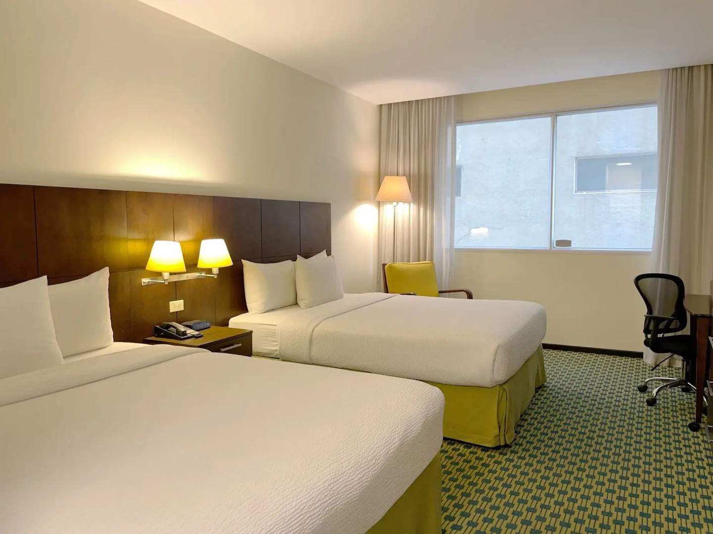 Photo - Courtyard by Marriott Guayaquil