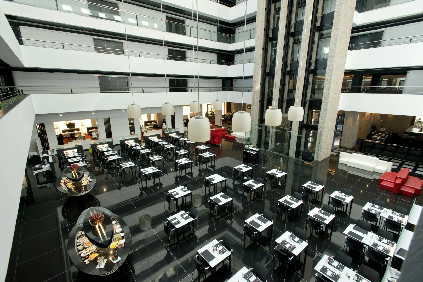 Photo - Hilton Madrid Airport