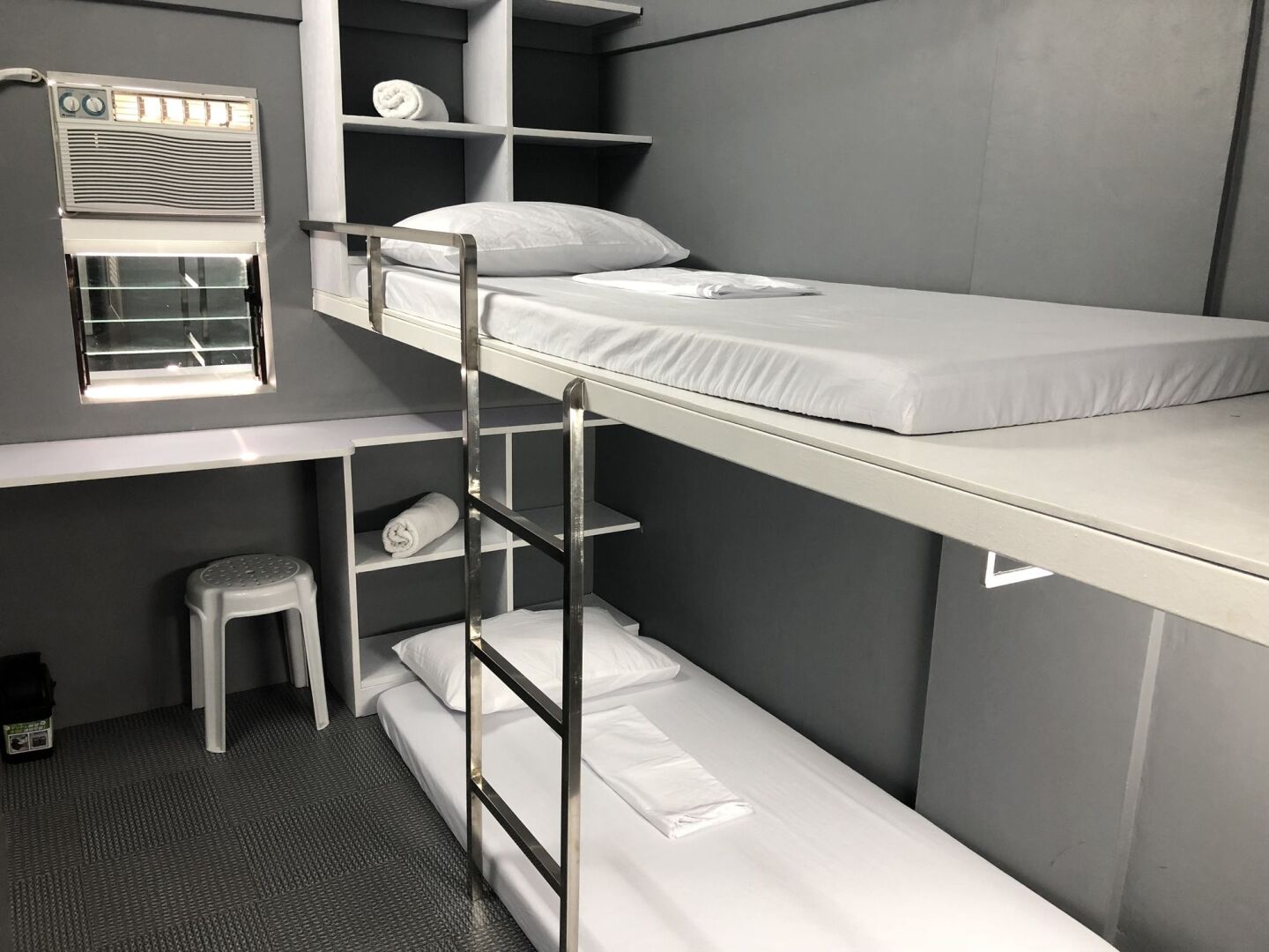 Foto - ERVORUTO HOSTEL 23 Makati