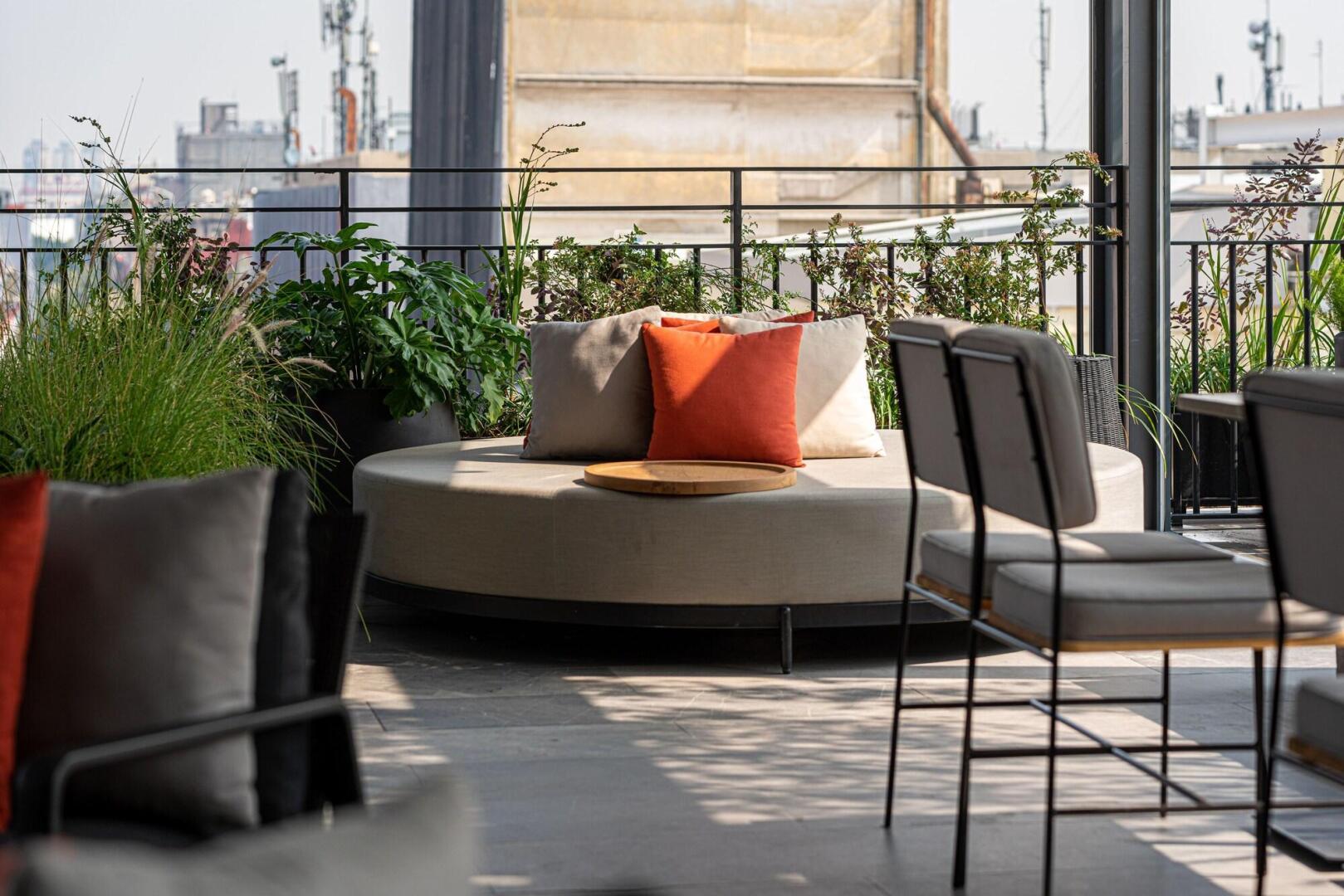 Photo - Umbral, Curio Collection By Hilton