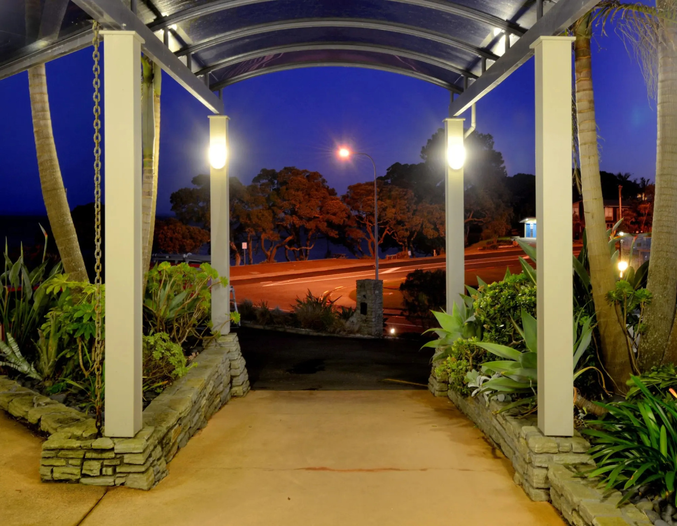 Photo - Whangaparaoa Lodge