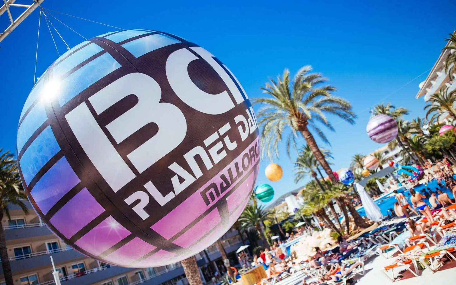 Photo - tent Calvia Beach